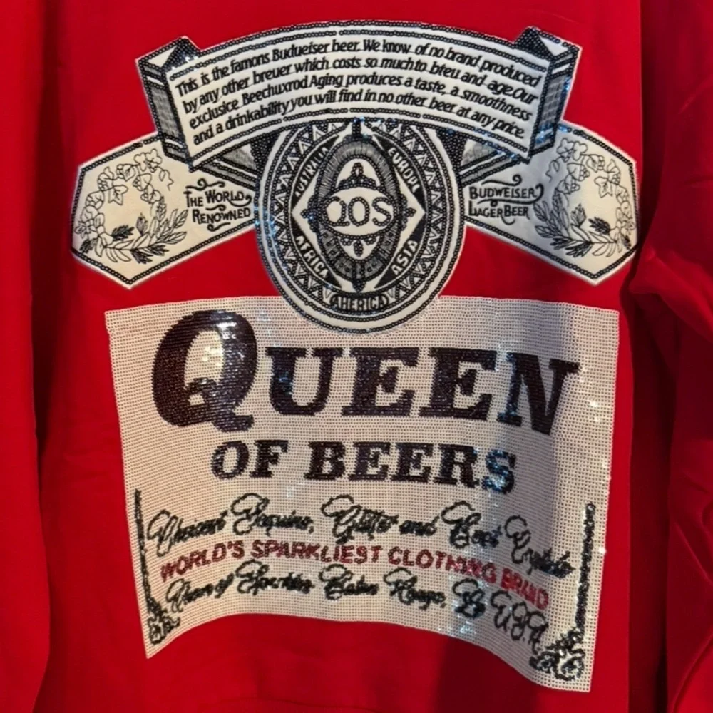 QUEEN OF SPARKLES - NWOT - Red Queen of Beers - Graphic Sweatshirt - Picture 3 of 3